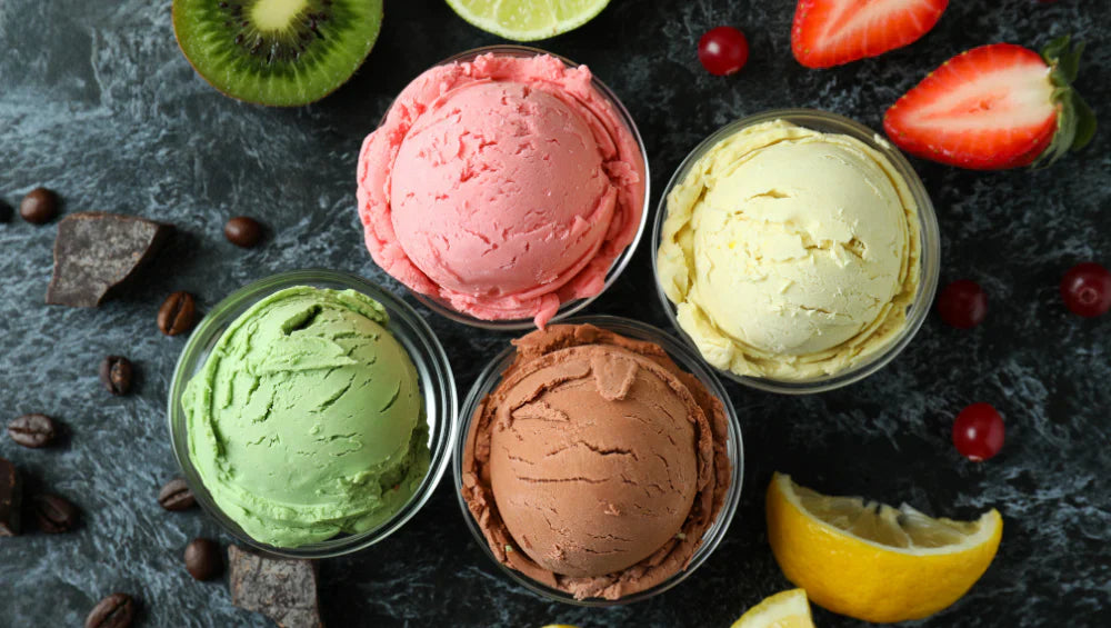 Plusieurs boules de glace protéinée vu du dessus